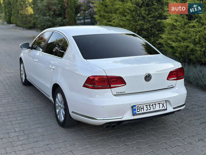 Седан Volkswagen Passat 2012 в Одессе