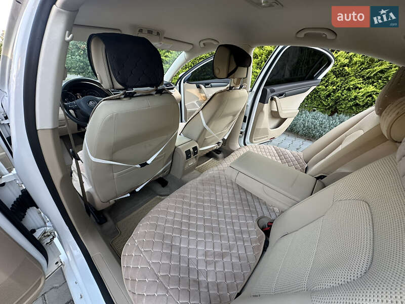 Седан Volkswagen Passat 2012 в Одессе