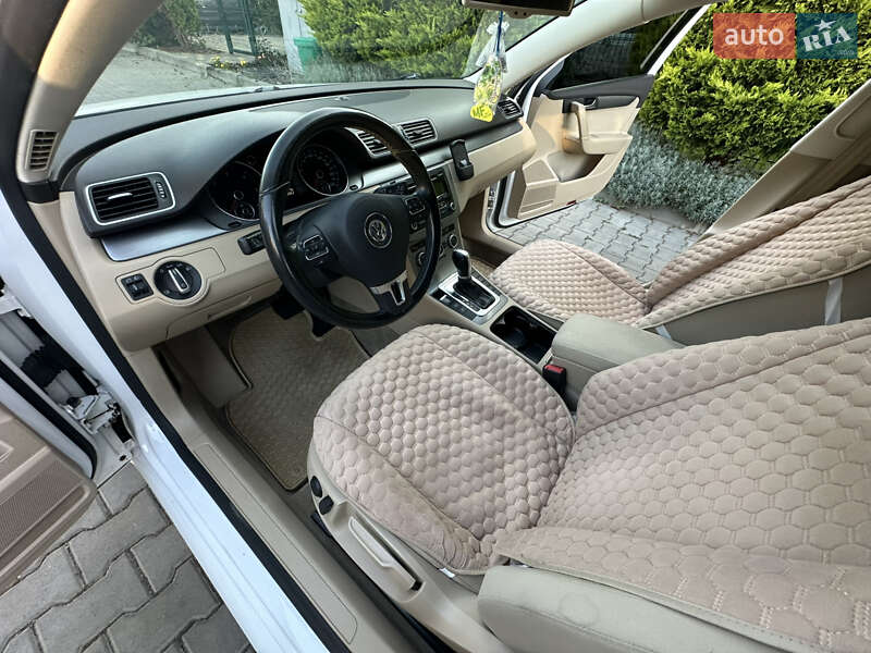 Седан Volkswagen Passat 2012 в Одессе