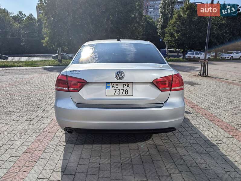 Седан Volkswagen Passat 2013 в Днепре фото 5 Седан Volkswagen Passat 2013 в Днепре