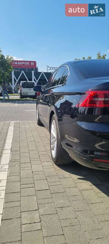 Седан Volkswagen Passat 2015 в Хмельницькому