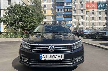 Седан Volkswagen Passat 2017 в Киеве