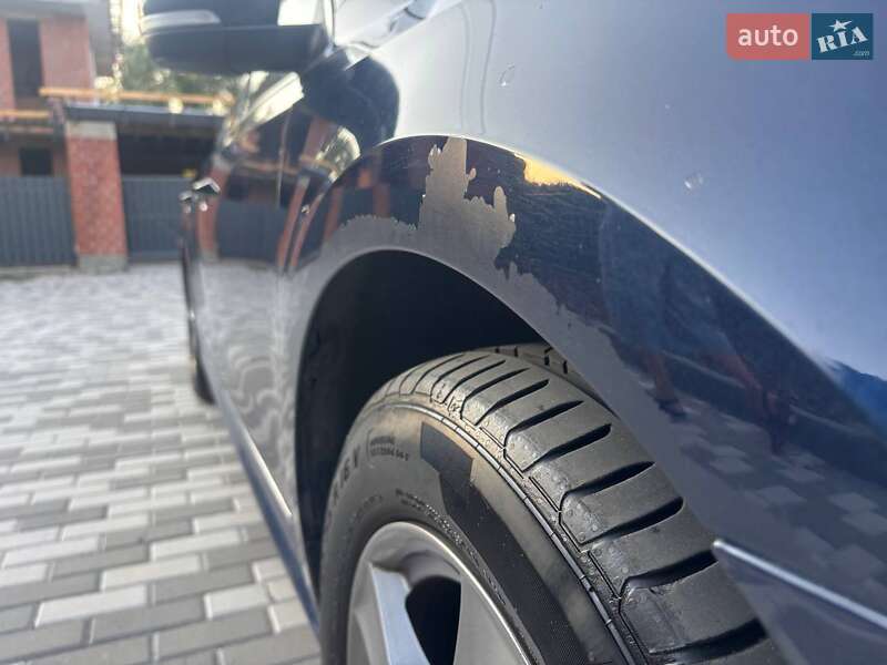 Седан Volkswagen Passat 2014 в Киеве