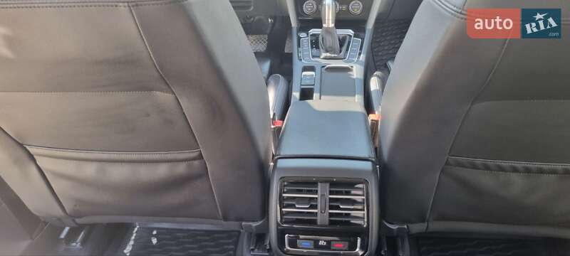 Седан Volkswagen Passat 2015 в Хмельницькому