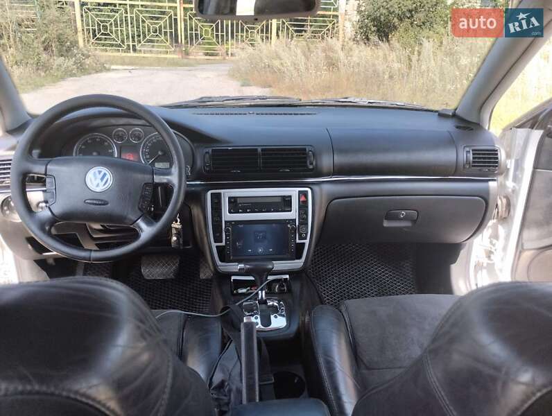 Седан Volkswagen Passat 2001 в Виннице