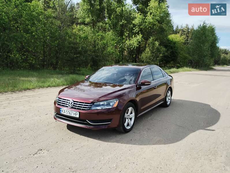 Седан Volkswagen Passat 2013 в Ахтырке