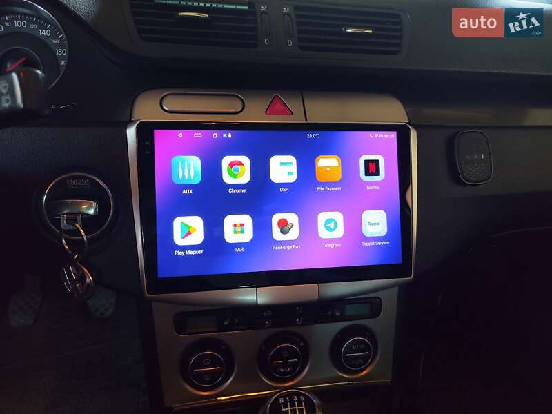 Універсал Volkswagen Passat 2006 в Зборові