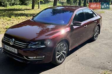 Седан Volkswagen Passat 2013 в Глухові