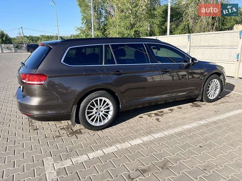 Универсал Volkswagen Passat 2016 в Кривом Роге