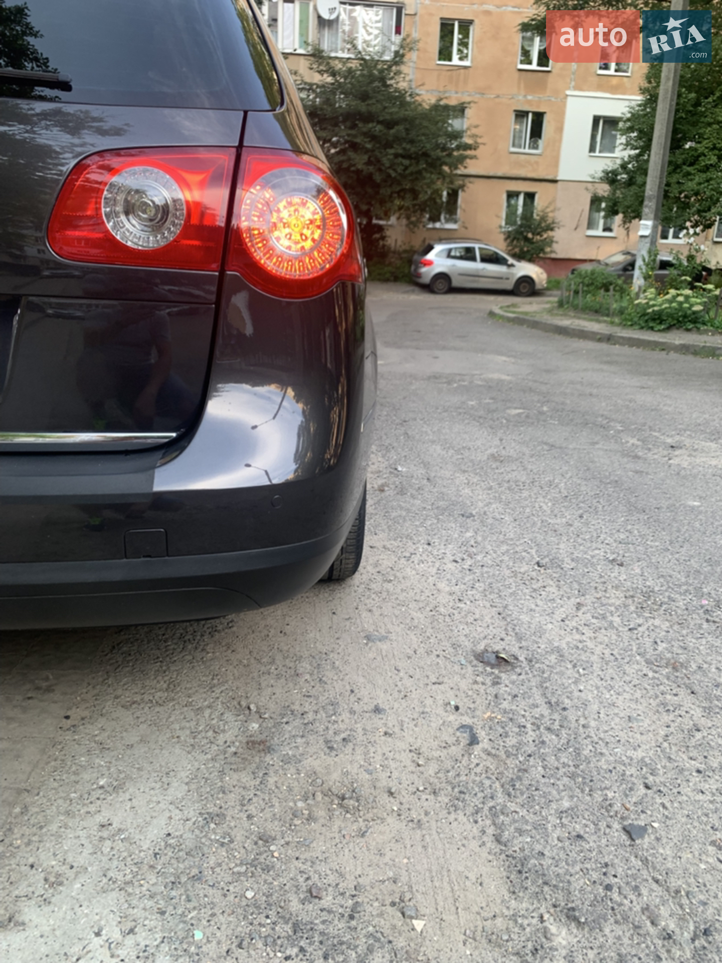 2010 Volkswagen Passat - мініатюра 12