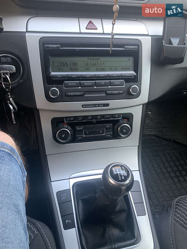 Универсал Volkswagen Passat 2010 в Львове