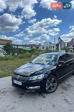 Седан Volkswagen Passat 2013 в Дубні