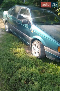 Седан Volkswagen Passat 1992 в Сокирянах