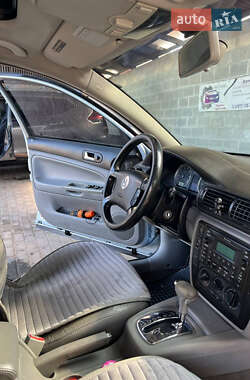 Седан Volkswagen Passat 2003 в 