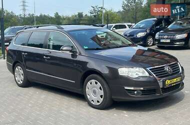 Универсал Volkswagen Passat 2010 в Черновцах