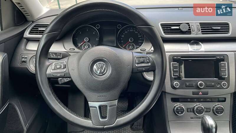 Универсал Volkswagen Passat 2012 в Луцке фото 6 Универсал Volkswagen Passat 2012 в Луцке