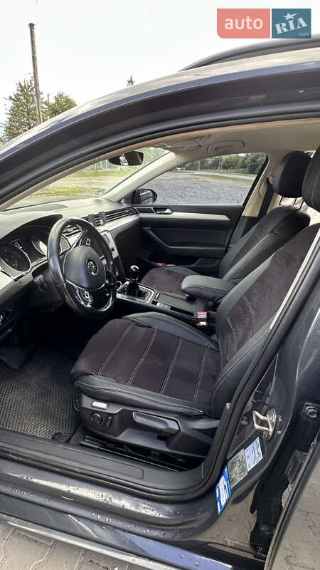 Универсал Volkswagen Passat 2016 в Ровно