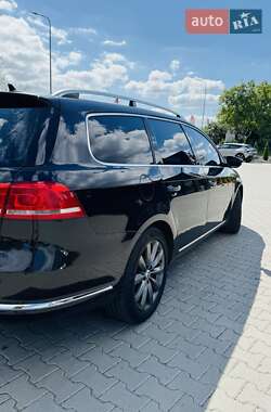 Універсал Volkswagen Passat 2010 в Львові