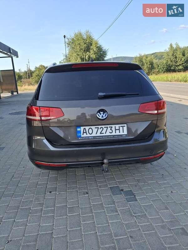Универсал Volkswagen Passat 2015 в Хусте