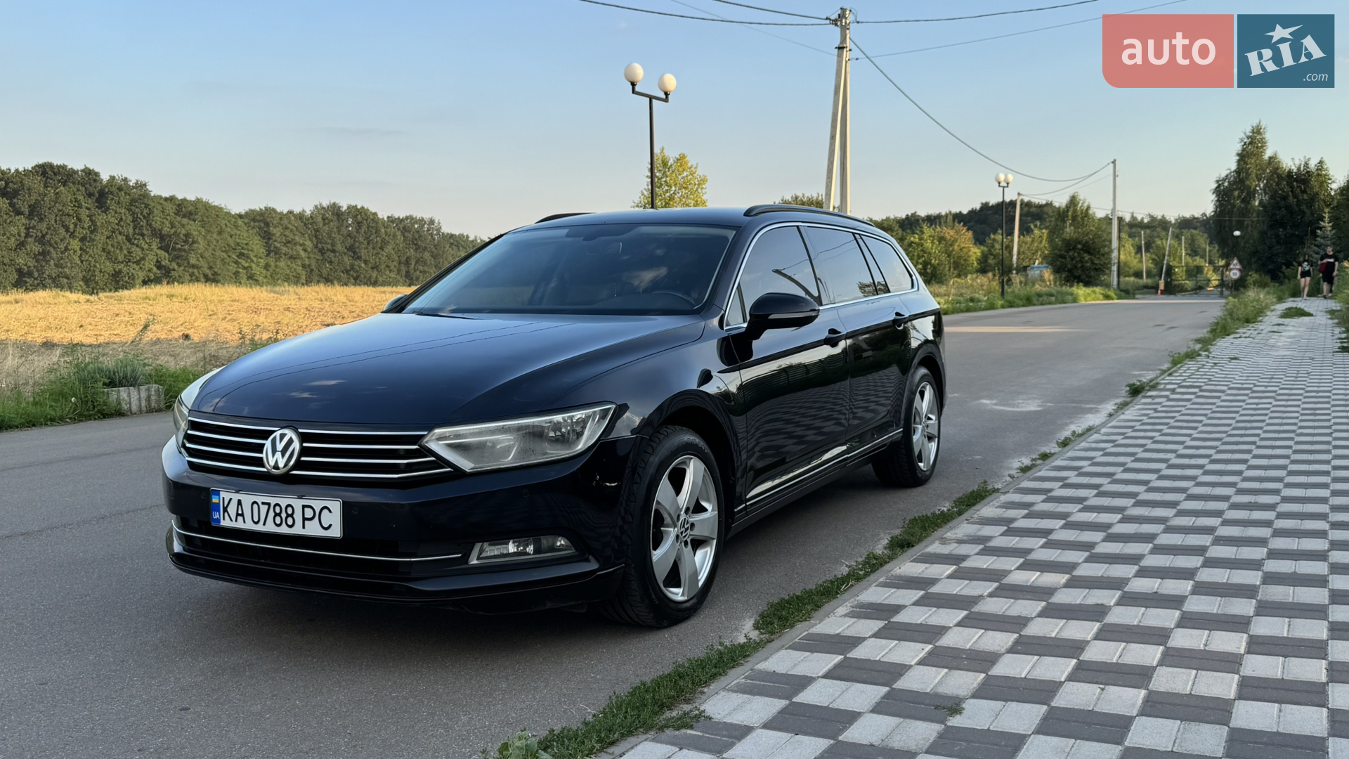 2015 Volkswagen Passat - мініатюра 10