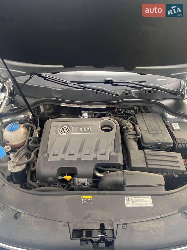 Универсал Volkswagen Passat 2013 в Самборе