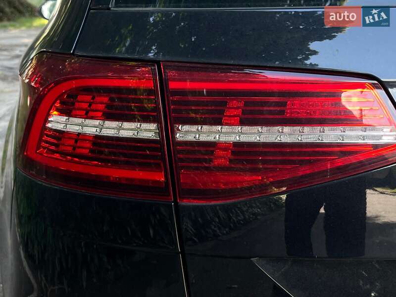 Універсал Volkswagen Passat 2019 в Києві