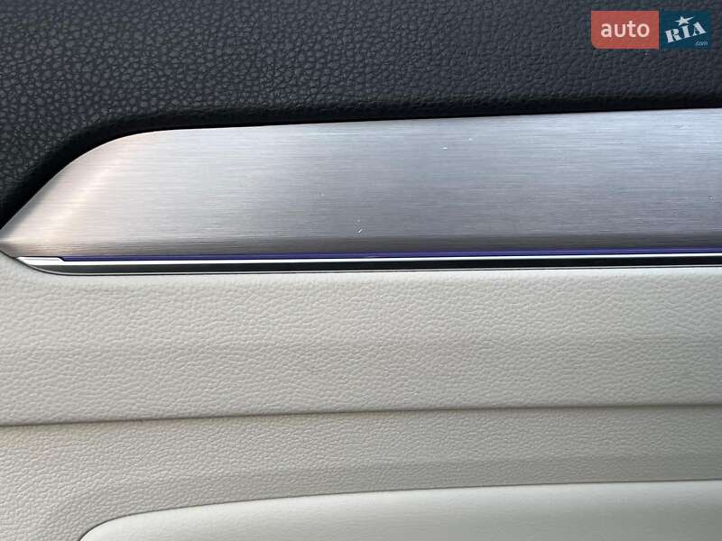 Універсал Volkswagen Passat 2019 в Києві