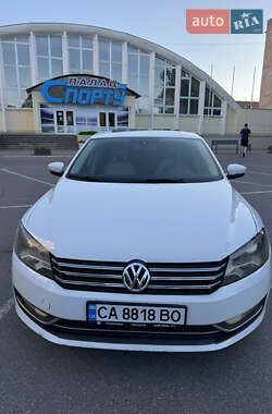 Седан Volkswagen Passat 2013 в Черкасах