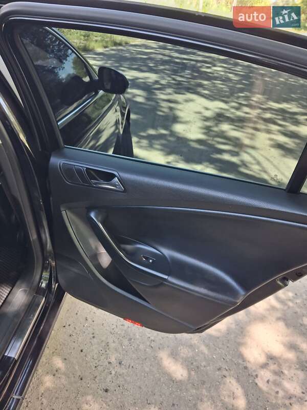 Седан Volkswagen Passat 2008 в Полтаве