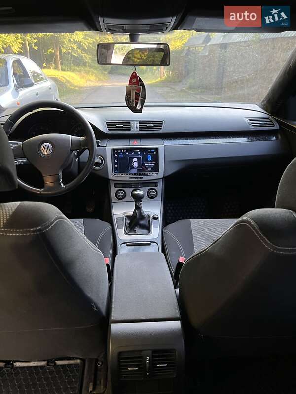 Універсал Volkswagen Passat 2006 в Жмеринці