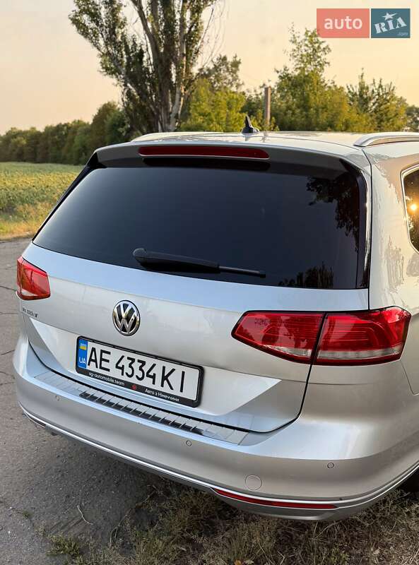 Універсал Volkswagen Passat 2019 в Дніпрі