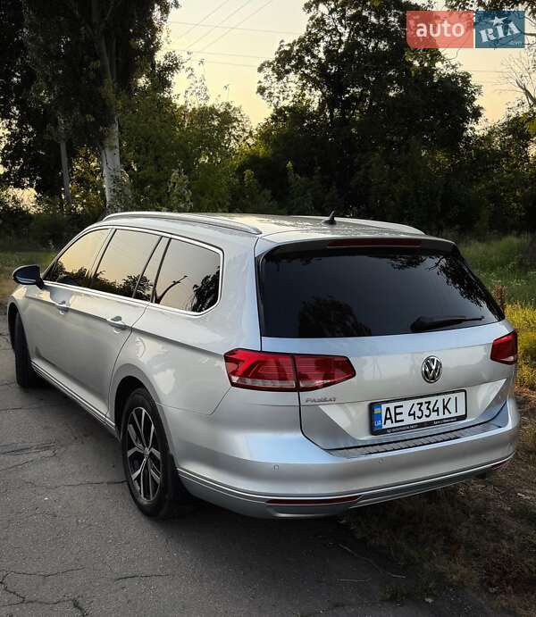 Універсал Volkswagen Passat 2019 в Дніпрі