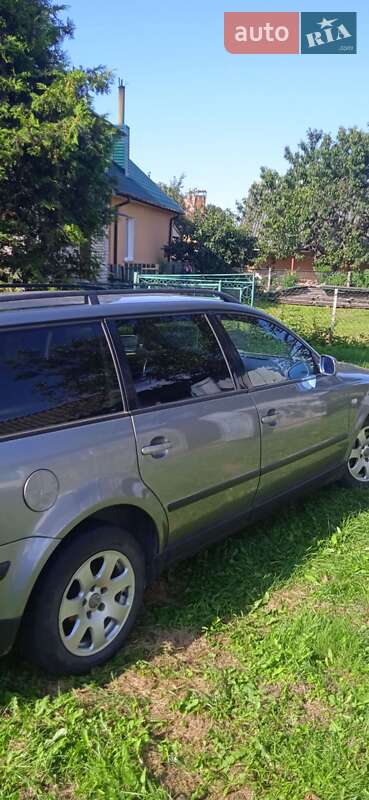 Универсал Volkswagen Passat 2002 в Ратным