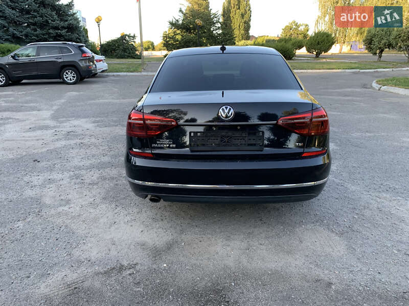 Седан Volkswagen Passat 2017 в Лубнах