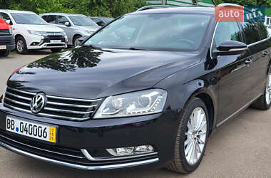 Універсал Volkswagen Passat 2014 в Києві