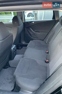Универсал Volkswagen Passat 2010 в Коростене