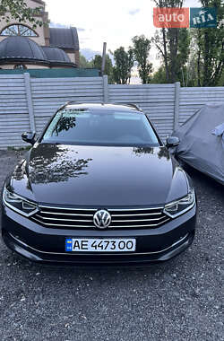 Универсал Volkswagen Passat 2016 в Кривом Роге