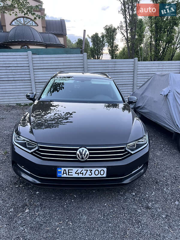 Универсал Volkswagen Passat 2016 в Кривом Роге