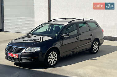 Універсал Volkswagen Passat 2008 в Вінниці