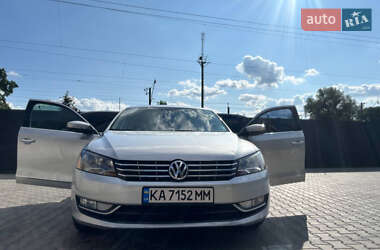 Седан Volkswagen Passat 2012 в Києві