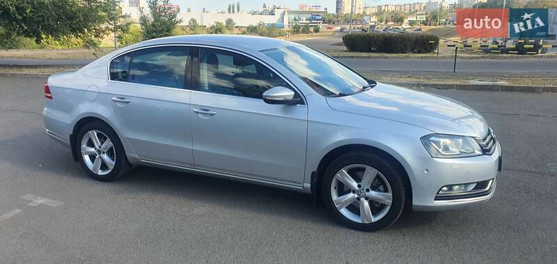 Седан Volkswagen Passat 2011 в Кривом Роге фото 3 Седан Volkswagen Passat 2011 в Кривом Роге