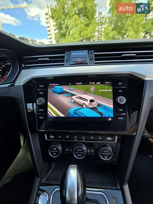 Универсал Volkswagen Passat 2019 в Днепре