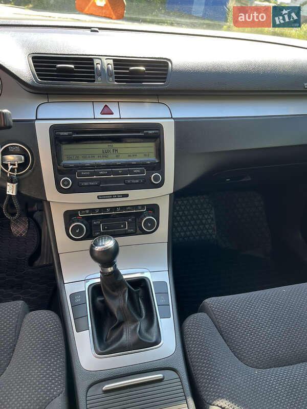 Универсал Volkswagen Passat 2009 в Жмеринке фото 14 Универсал Volkswagen Passat 2009 в Жмеринке