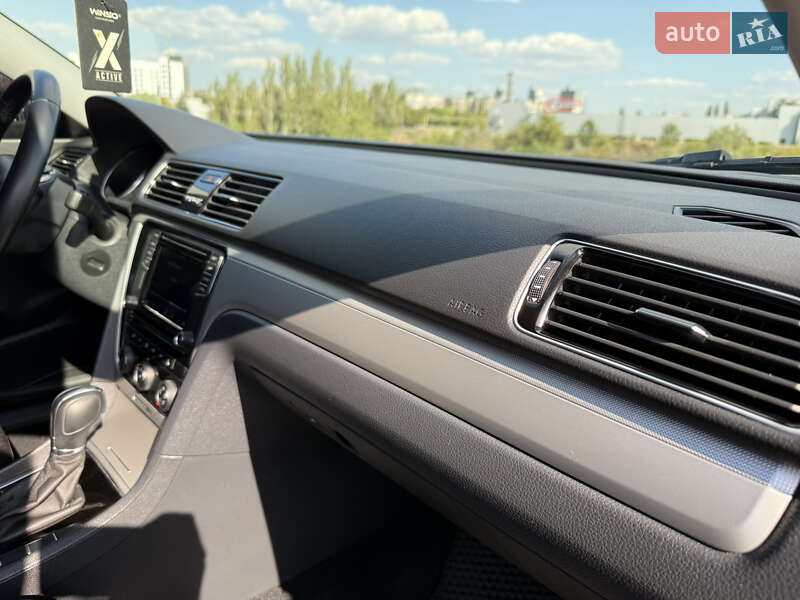 Седан Volkswagen Passat 2018 в Кривому Розі