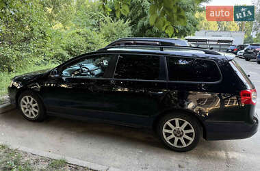 Универсал Volkswagen Passat 2009 в Киеве