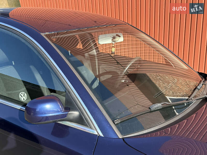 Седан Volkswagen Passat 2001 в Чернігові