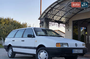 Универсал Volkswagen Passat 1990 в Дунаевцах