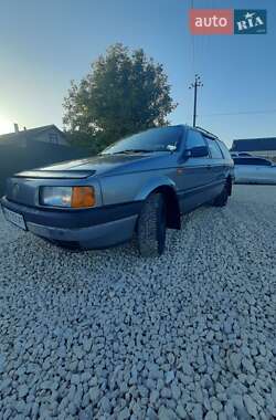 Універсал Volkswagen Passat 1989 в Шумську