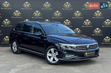 Універсал Volkswagen Passat 2020 в Києві