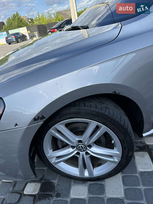 Седан Volkswagen Passat 2012 в Хмельницькому